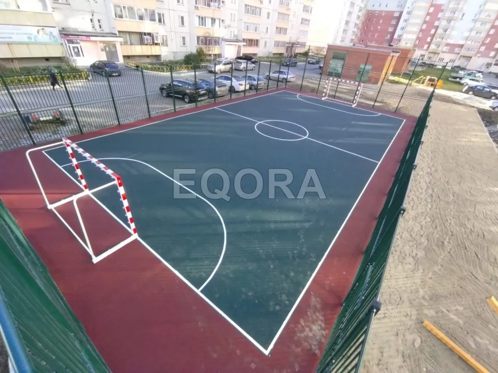 Устойчиво ли резиновое покрытие из крошки к химическим веществам в Ступино?